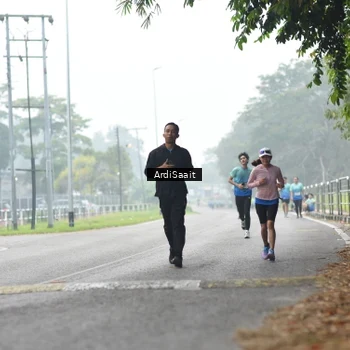 Runner Photo 8853939