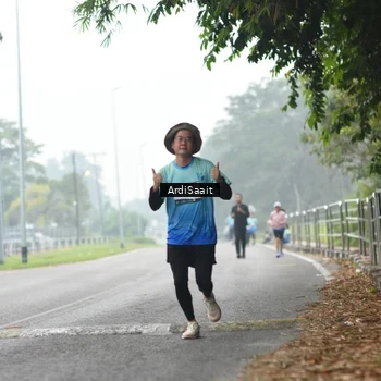 Runner Photo 8854004
