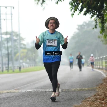 Runner Photo 8854005