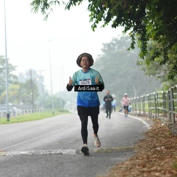Runner Photo 8854013