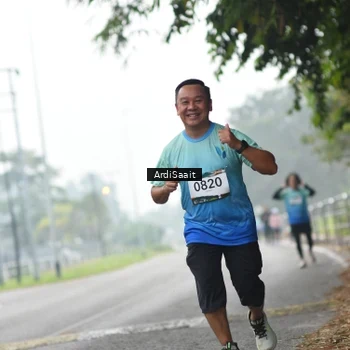 Runner Photo 8854021