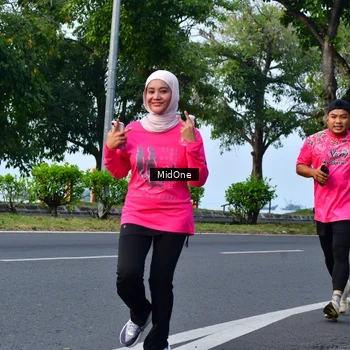 Runner Photo 8854024