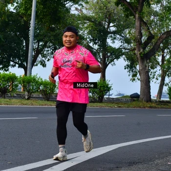Runner Photo 8854072