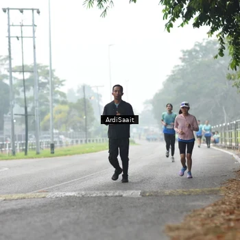 Runner Photo 8854103