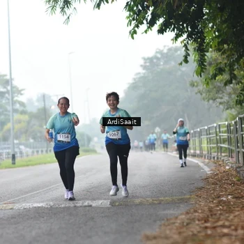 Runner Photo 8854213