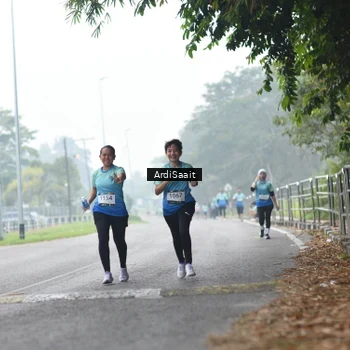 Runner Photo 8854221