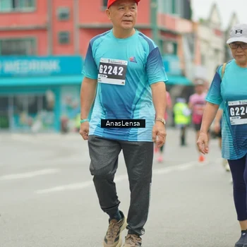Runner Photo 8854240