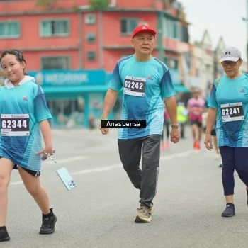 Runner Photo 8854292