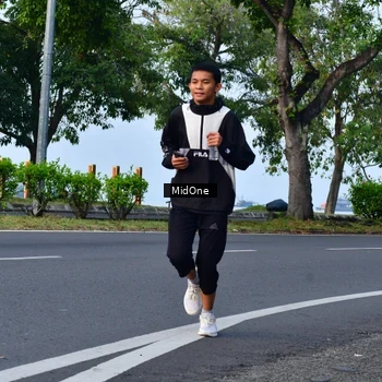 Runner Photo 8854298