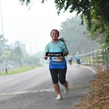 Runner Photo 8854312