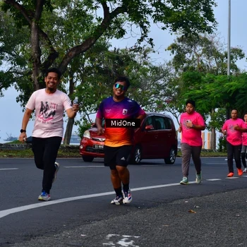 Runner Photo 8854393