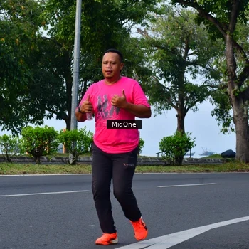 Runner Photo 8854551