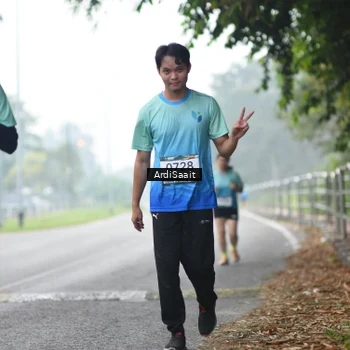 Runner Photo 8854592