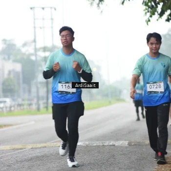Runner Photo 8854605