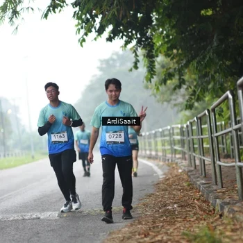 Runner Photo 8854676