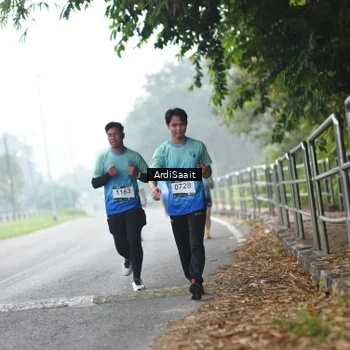 Runner Photo 8854683