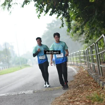 Runner Photo 8854692