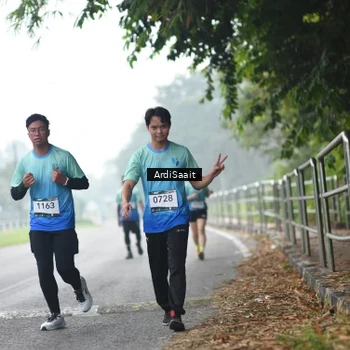 Runner Photo 8854710