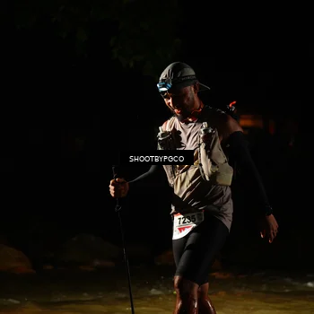 Runner Photo 8855001