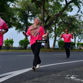 Runner Photo 8855043
