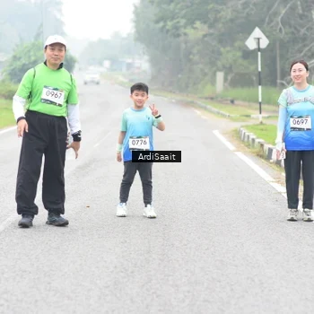 Runner Photo 8855224