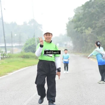 Runner Photo 8855235