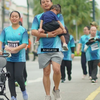 Runner Photo 8855254