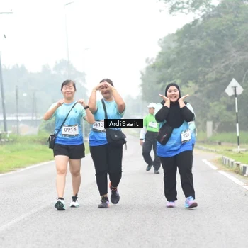 Runner Photo 8855274