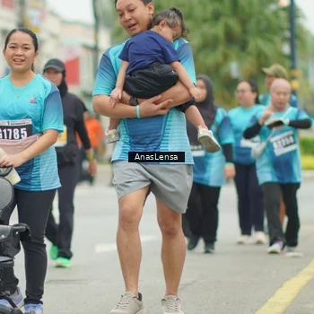 Runner Photo 8855284