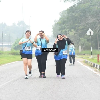 Runner Photo 8855306
