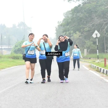 Runner Photo 8855331