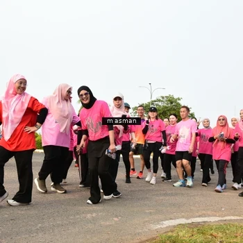 Runner Photo 8855334