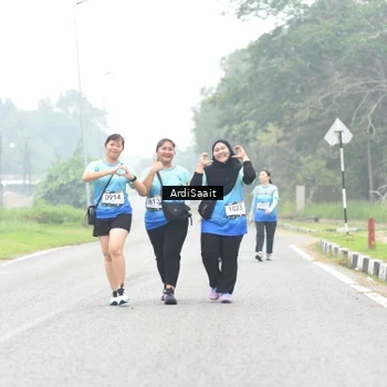 Runner Photo 8855363