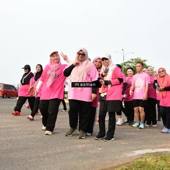 Runner Photo 8855389