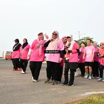 Runner Photo 8855392
