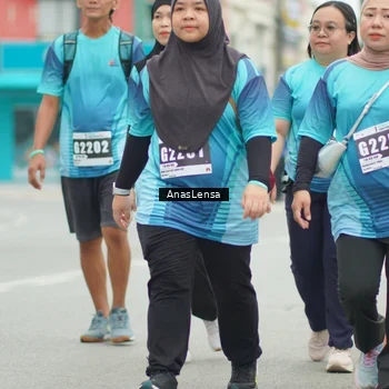 Runner Photo 8855512