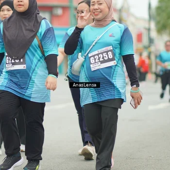 Runner Photo 8855565