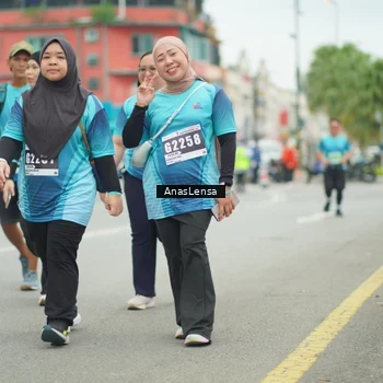 Runner Photo 8855576