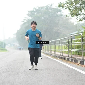 Runner Photo 8855612