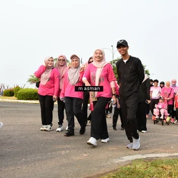 Runner Photo 8855636