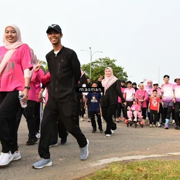 Runner Photo 8855671
