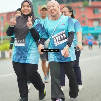 Runner Photo 8855674