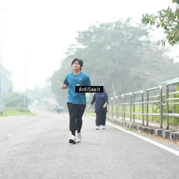 Runner Photo 8855684