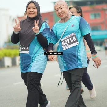 Runner Photo 8855721