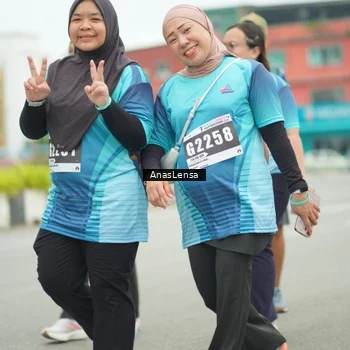 Runner Photo 8855723