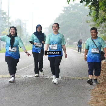 Runner Photo 8855759