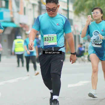 Runner Photo 8855762