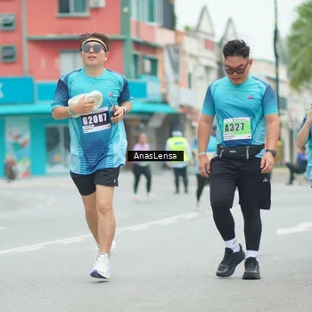 Runner Photo 8855765