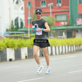 Runner Photo 8855815