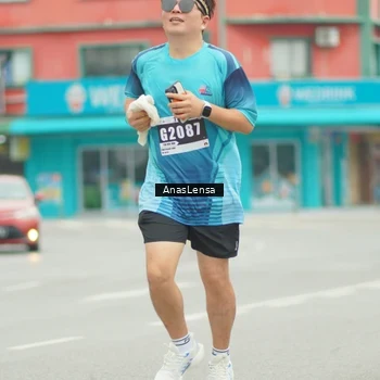 Runner Photo 8855870